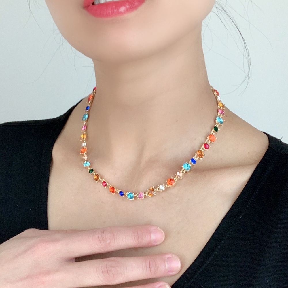LUCKY RHINESTONES STATEMENT NECKLACE - MULTICOLOR
